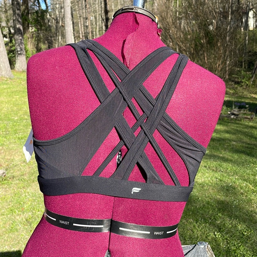 Fabletics High-Impact Bra - Picture 2 of 16